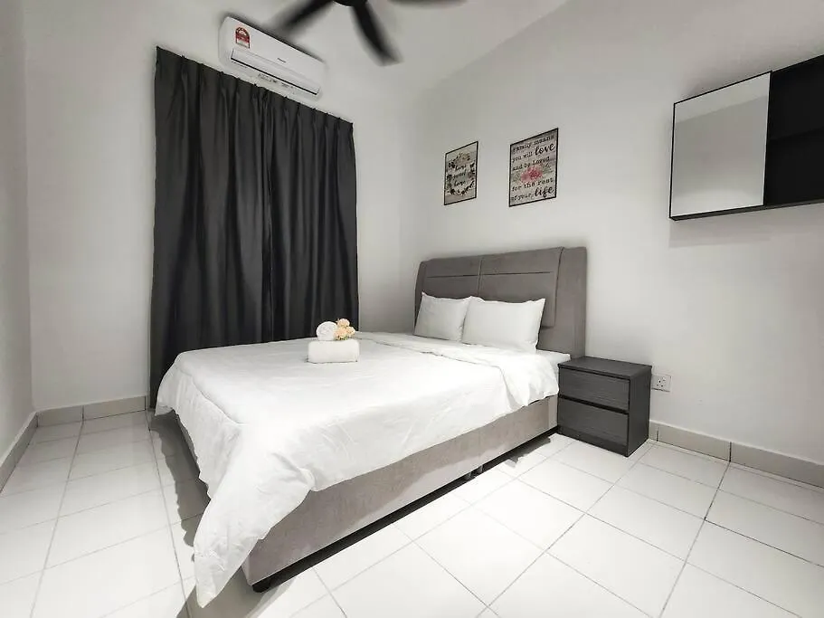 3Km To Malacca Town By Define Suite Apartment