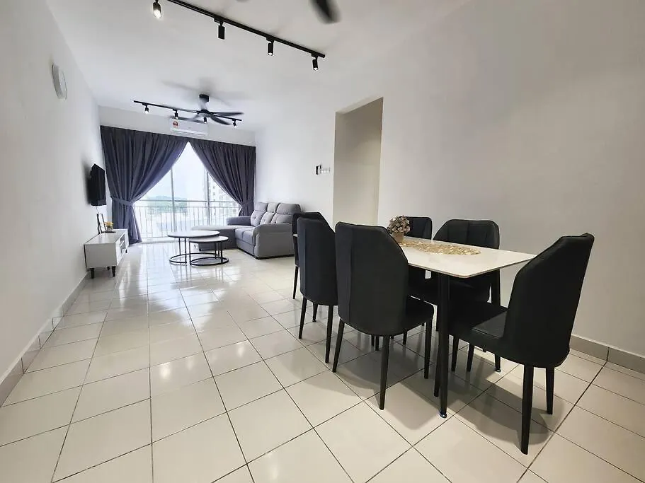 3Km To Malacca Town By Define Suite Apartment