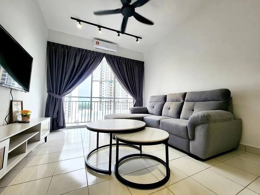 아파트 3Km To Malacca Town By Define Suite